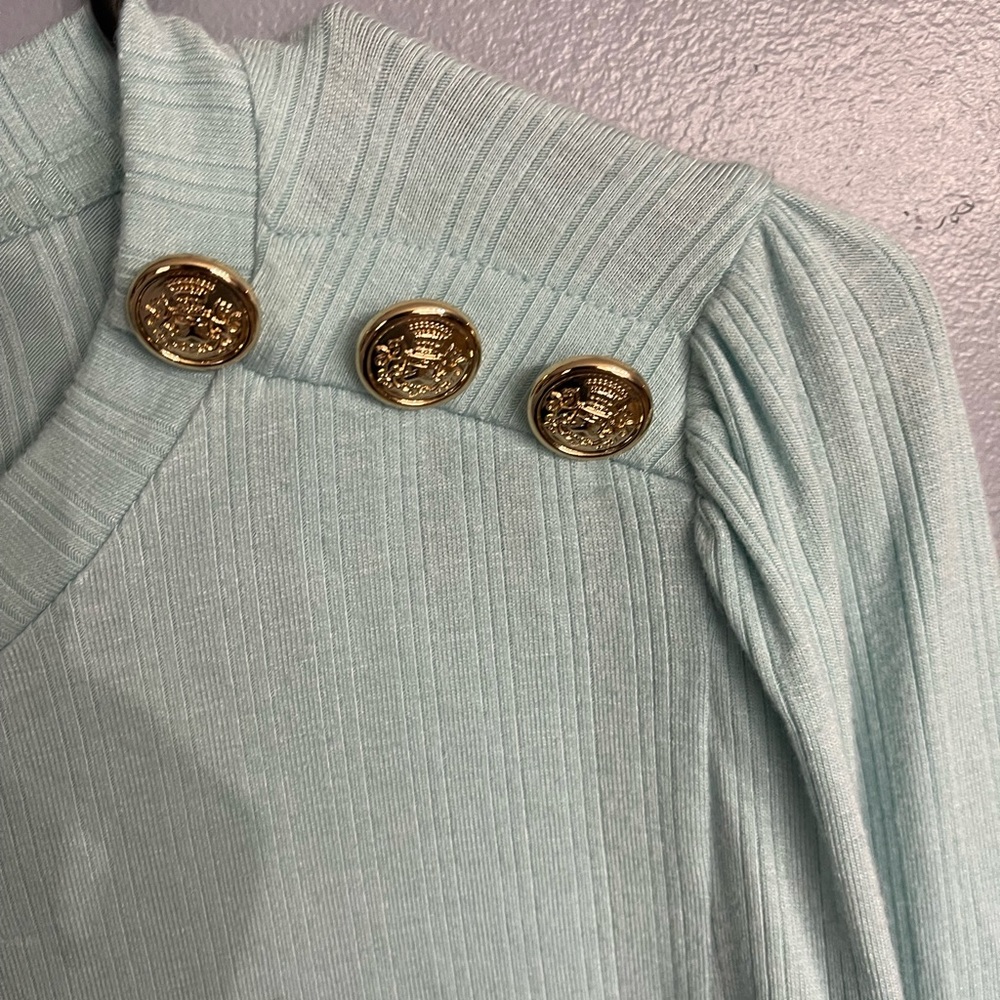 On 34th Women’s long sleeve - medium - NWT - Picture 3 of 4